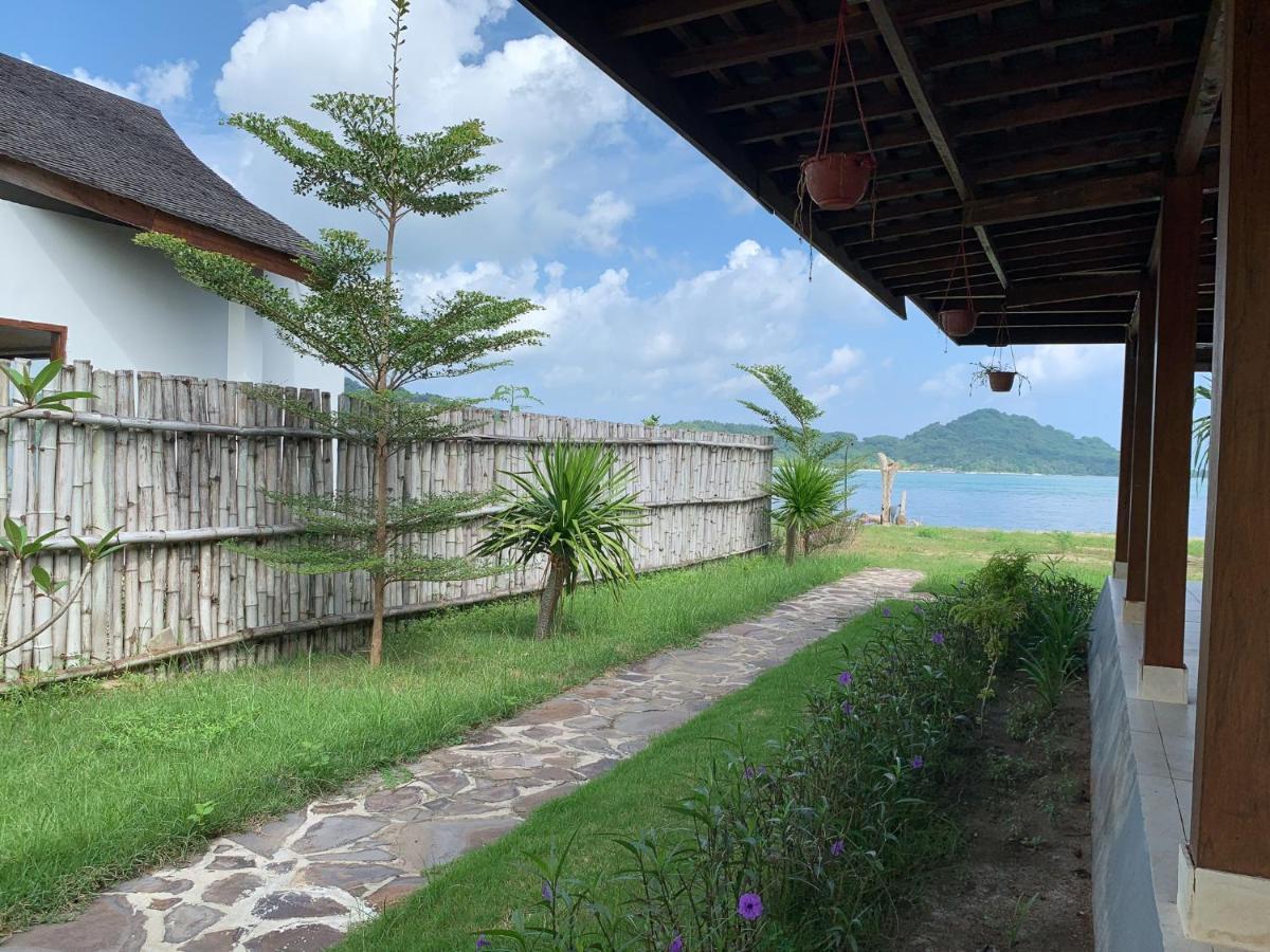 The Club Villas Lombok Секотонг Екстер'єр фото